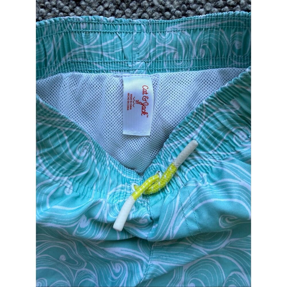 Cat and Jack 2T Boys Swim Shorts - Picture 4 of 4